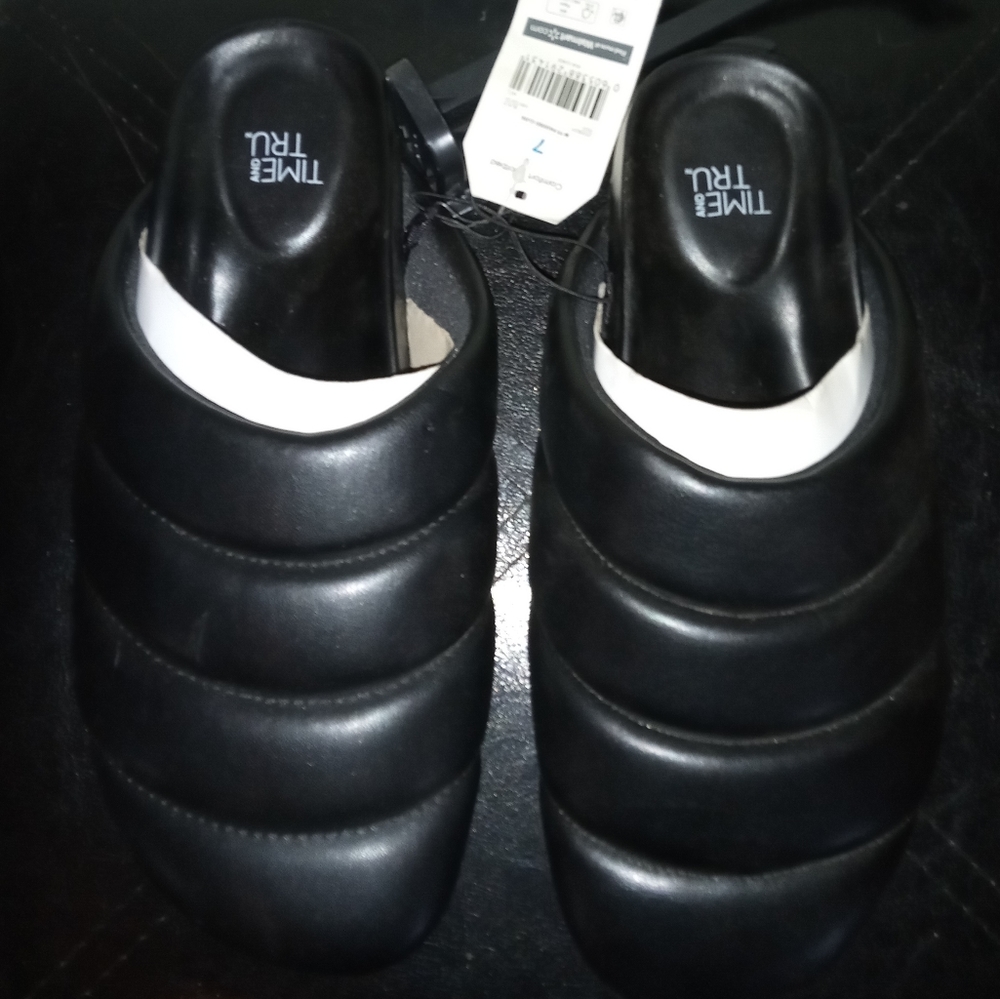 Time and Tru women's shoes